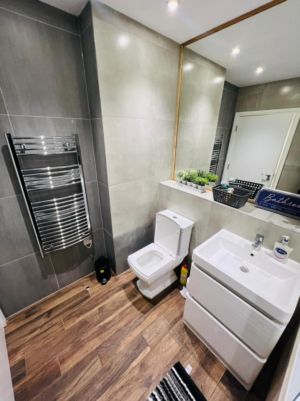 Luxury Apartment Near London Centre, Near Train Station, E1 Extérieur photo